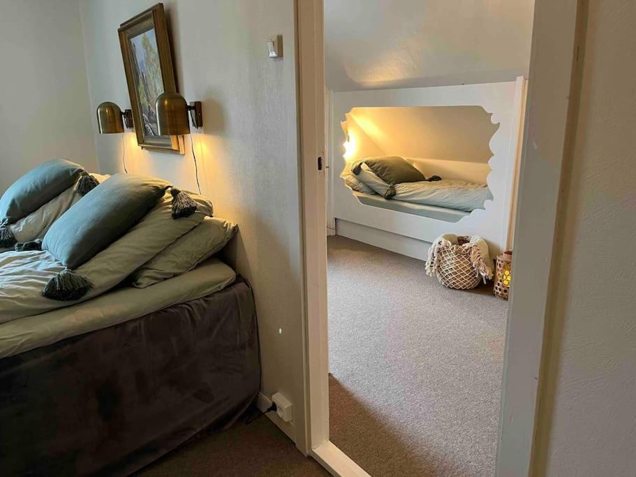Nakkentunet - Familievennlig Hus Pa Gardstun. Holiday home